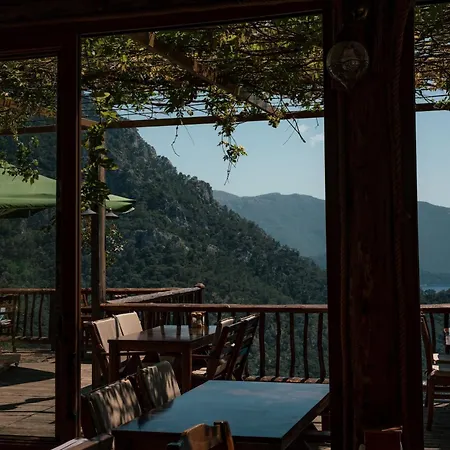 홀리데이파크 Olive Garden Kabak 2*