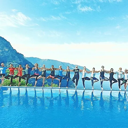 홀리데이파크 Olive Garden Kabak